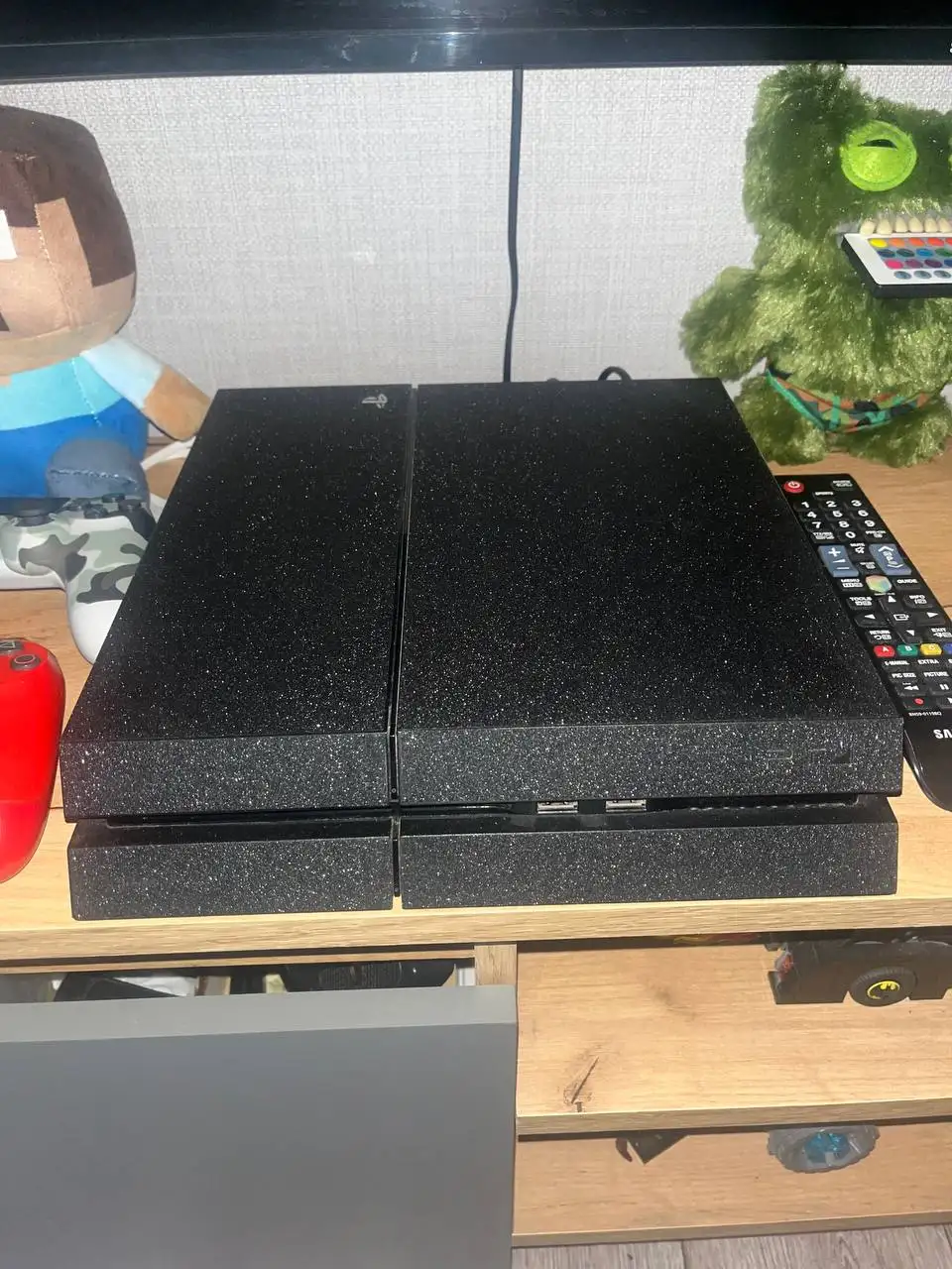 Продам PlayStation 4 Slim - Игры, приставки и программы (Электроника) в Рыбинск