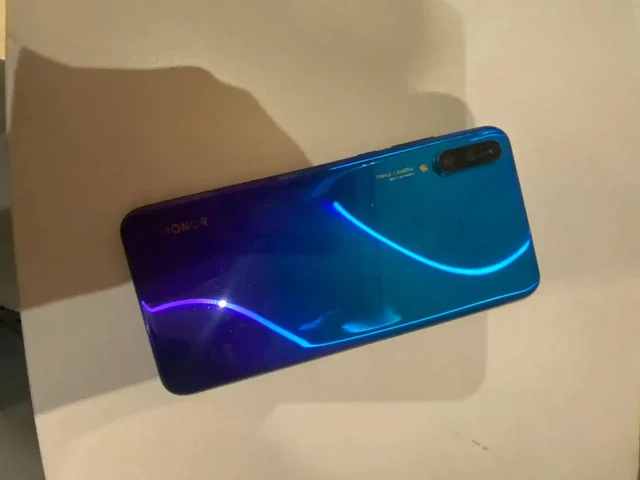 Хонор 20 Lite на запчасти - Электросамокаты в Рыбинск