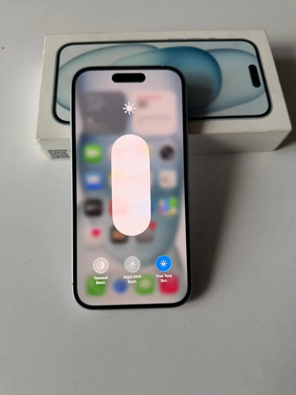 iPhone 15 128GB на гарантии - Мобильные телефоны (Электроника) в Рыбинск