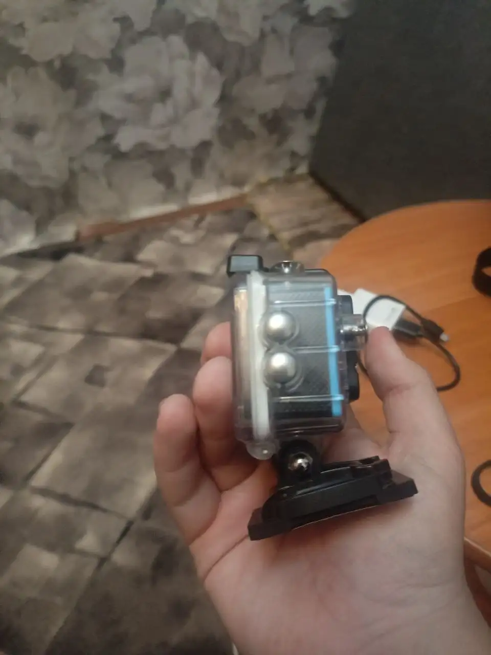 Продам камеру без аккумулятора - Фототехника (Электроника) в Рыбинск