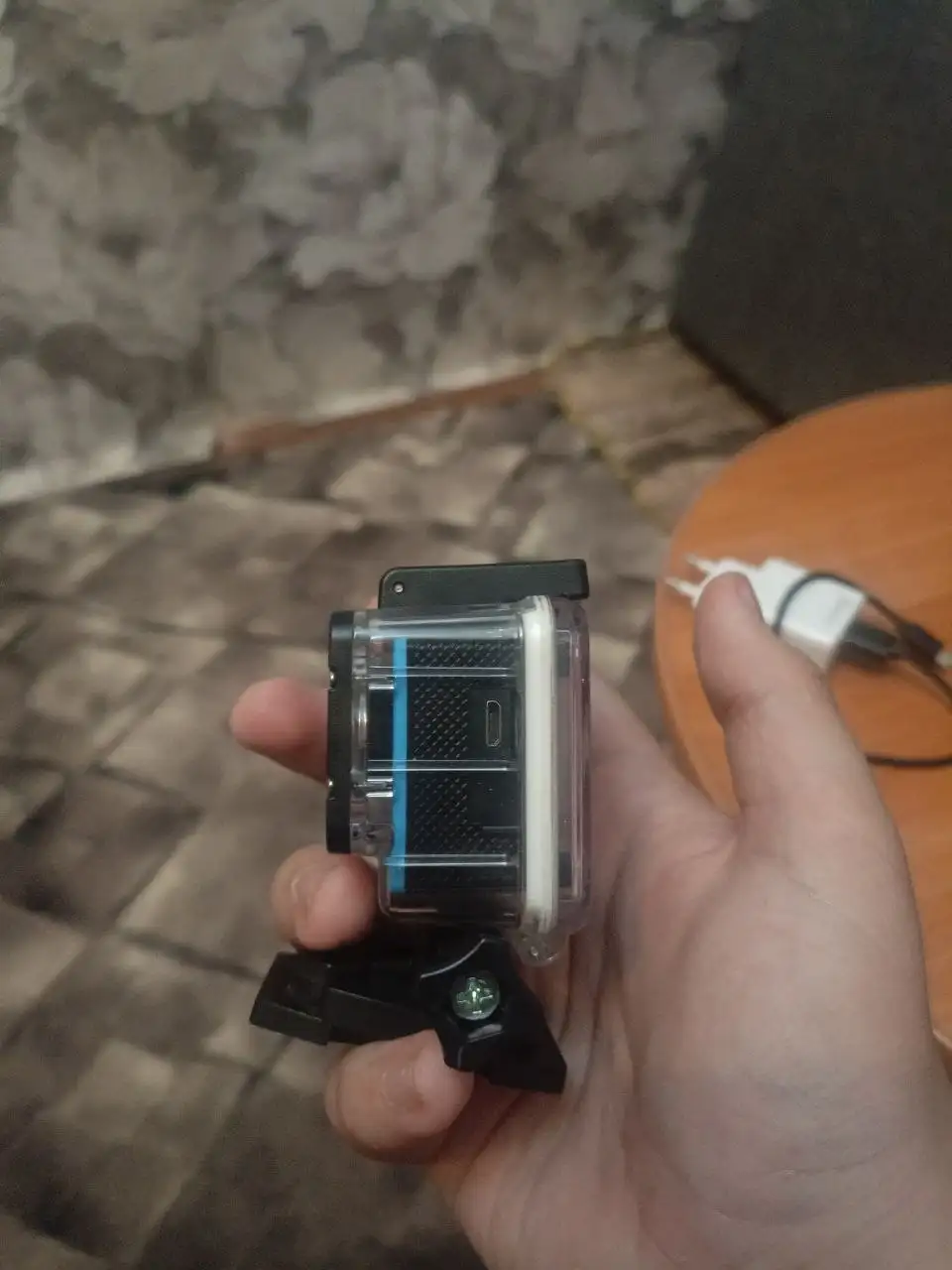 Продам камеру без аккумулятора - Фототехника (Электроника) в Рыбинск