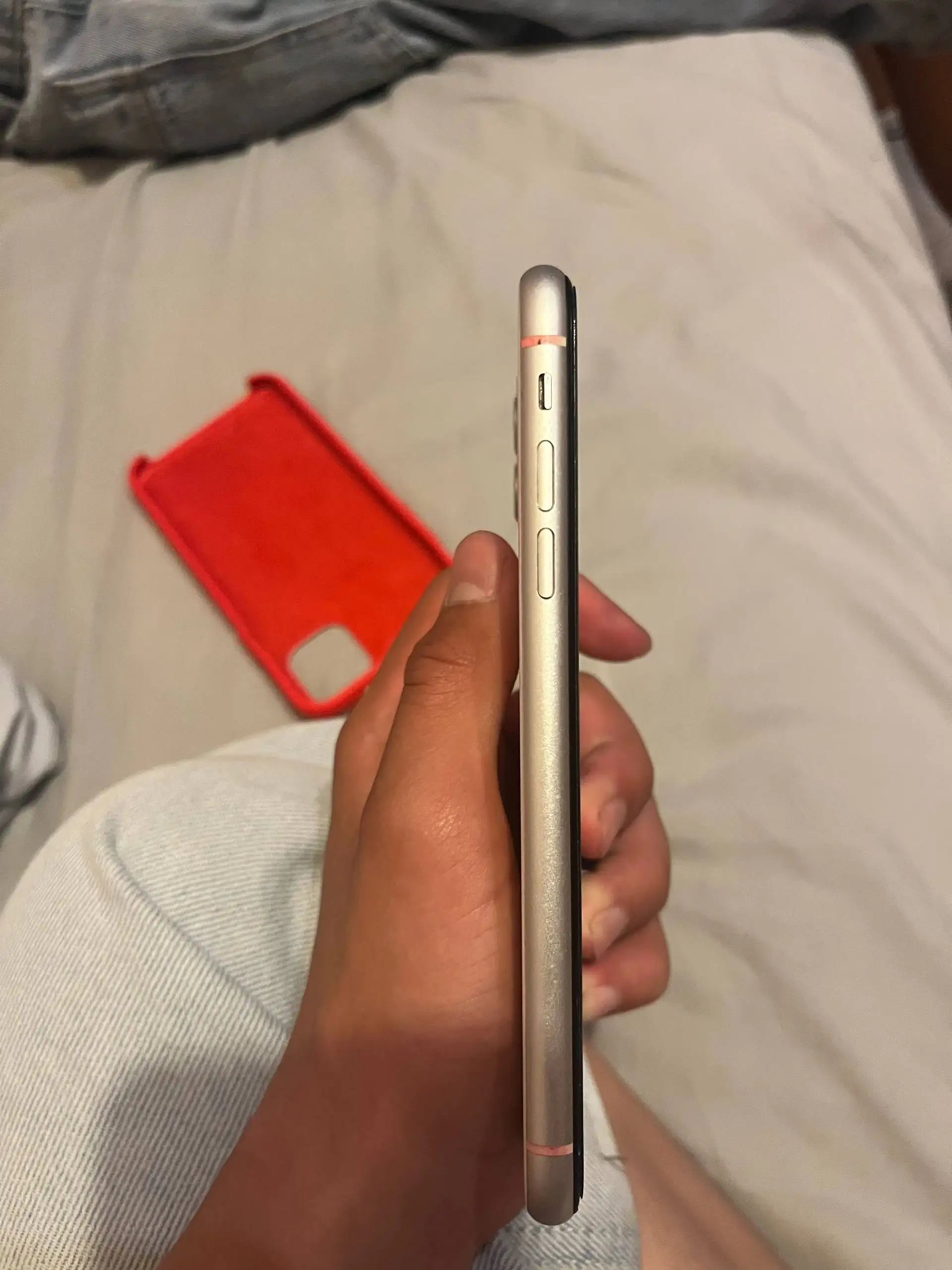 iPhone 11 в Рыбинске - Смартфоны (Электроника) в Рыбинск