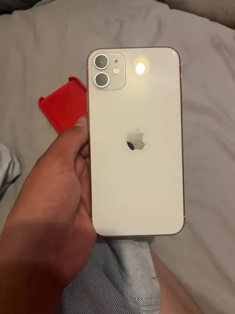Продажа iPhone 11 и iPhone XR (восстановленные) - Комплектующие в Рыбинск