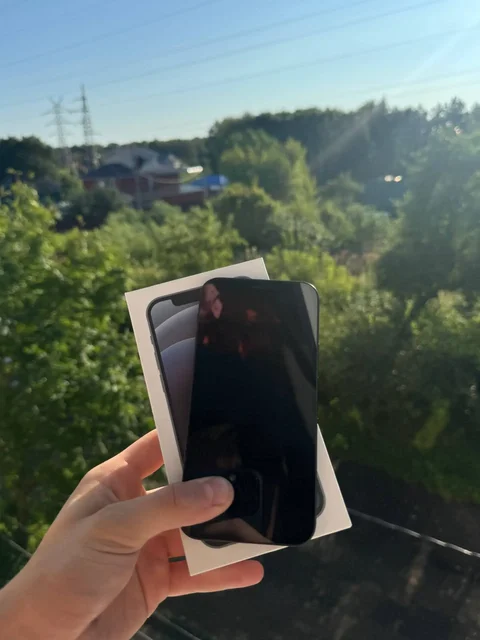 iPhone 12 256GB с дефектом, обмен - Комплектующие в Рыбинск