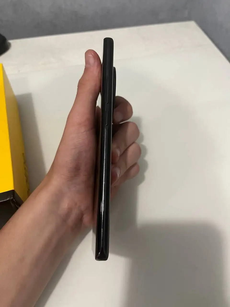 Продаю realme 11 Pro+ 512GB с царапинами на экране - Смартфоны и телефоны (Электроника) в Рыбинск