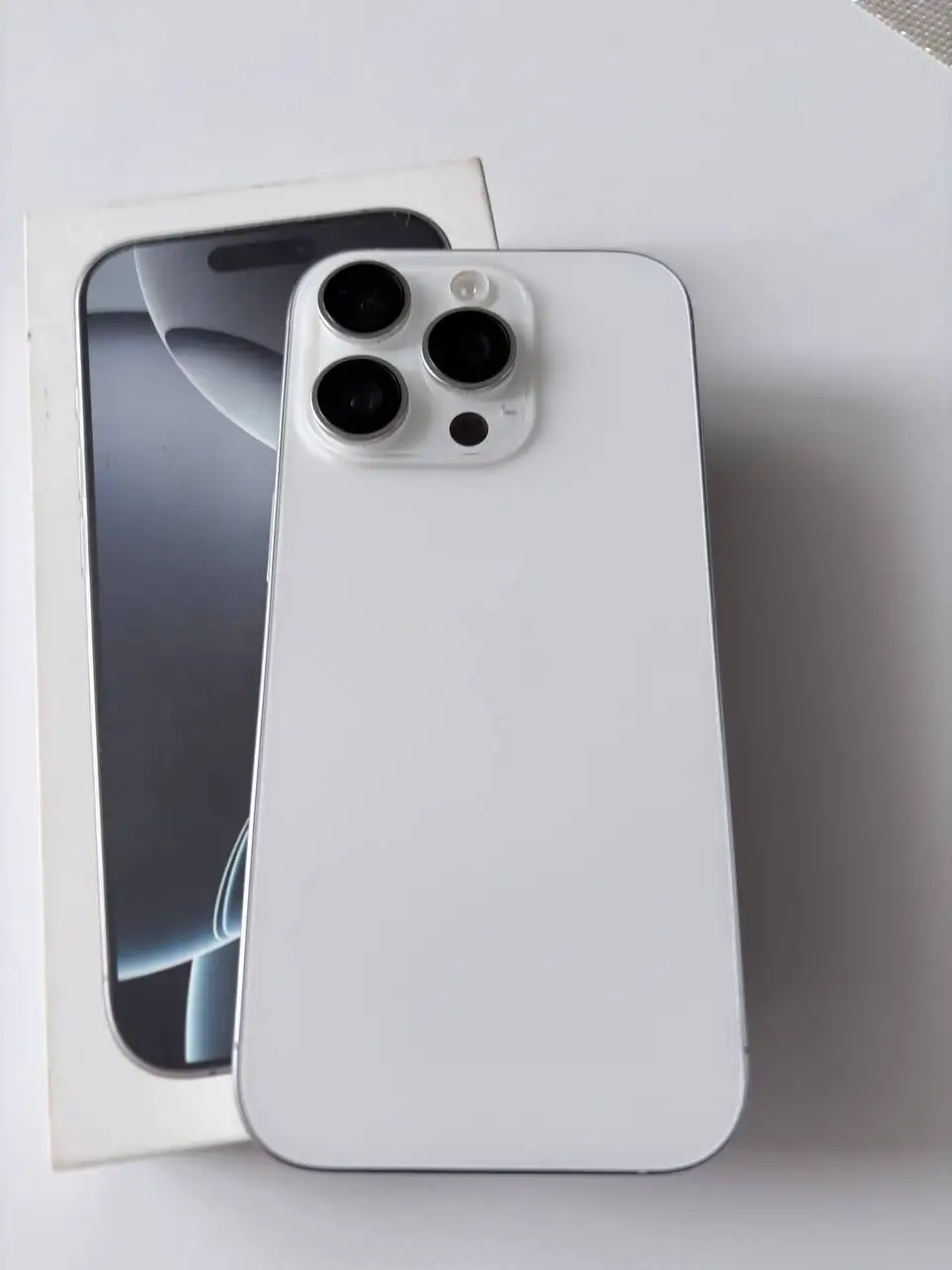 iPhone 16 Pro 128GB в идеальном состоянии - Мобильные телефоны (Электроника) в Рыбинск