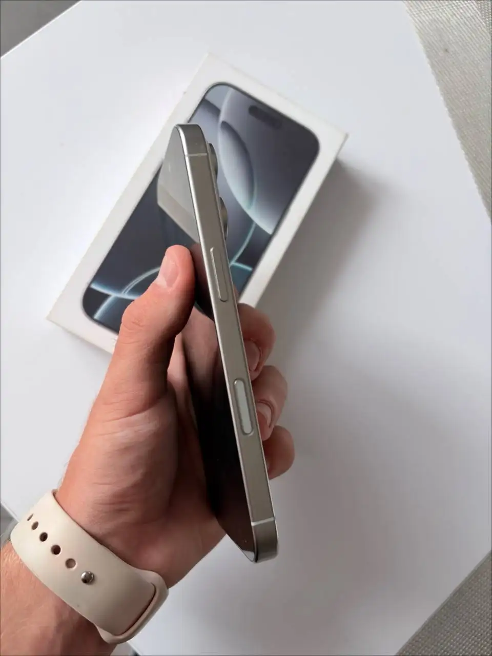 iPhone 16 Pro 128GB в идеальном состоянии - Мобильные телефоны (Электроника) в Рыбинск
