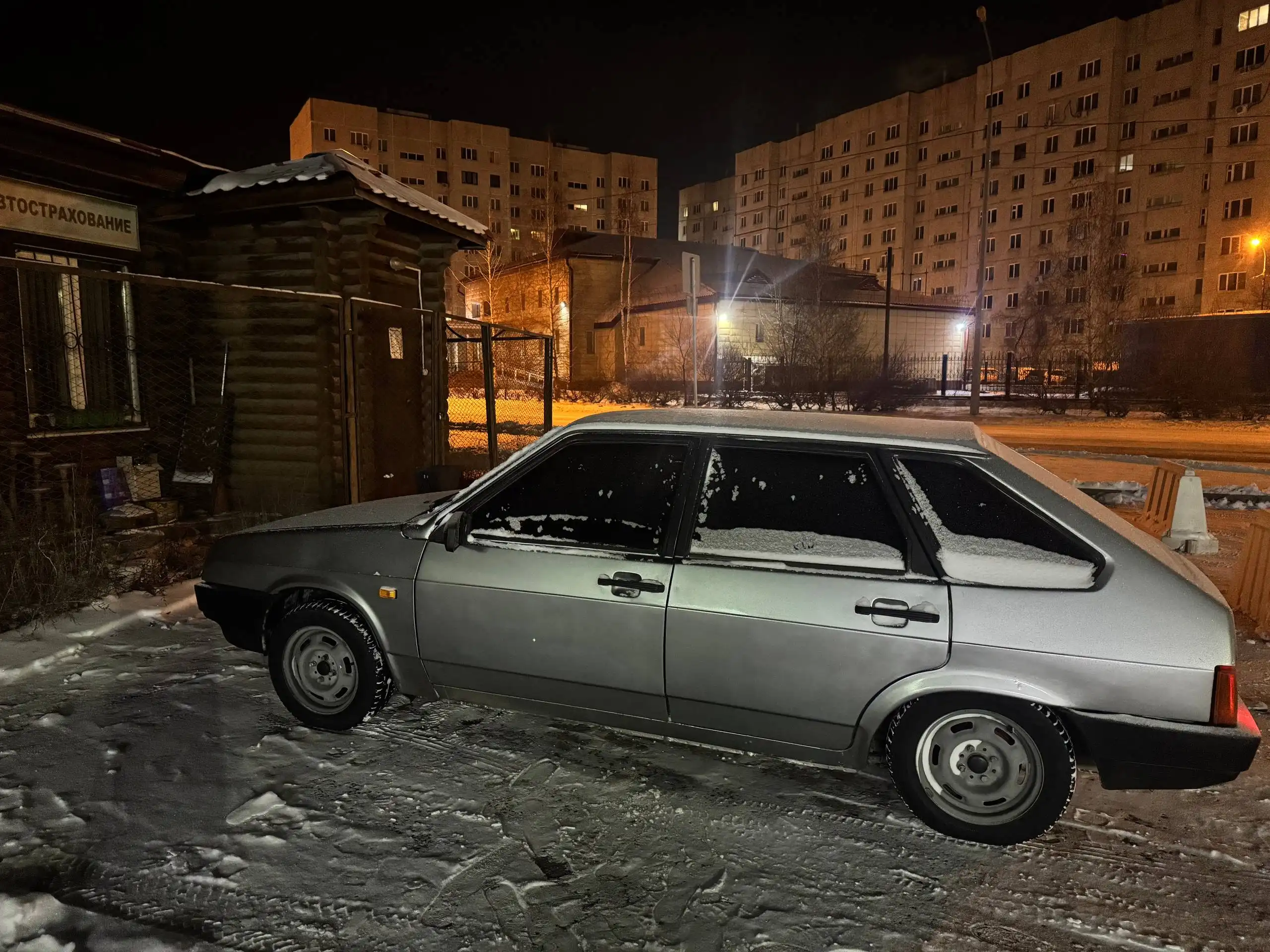 Продажа автомобиля ВАЗ 2109 2003 года с инжектором и спортивными стойками