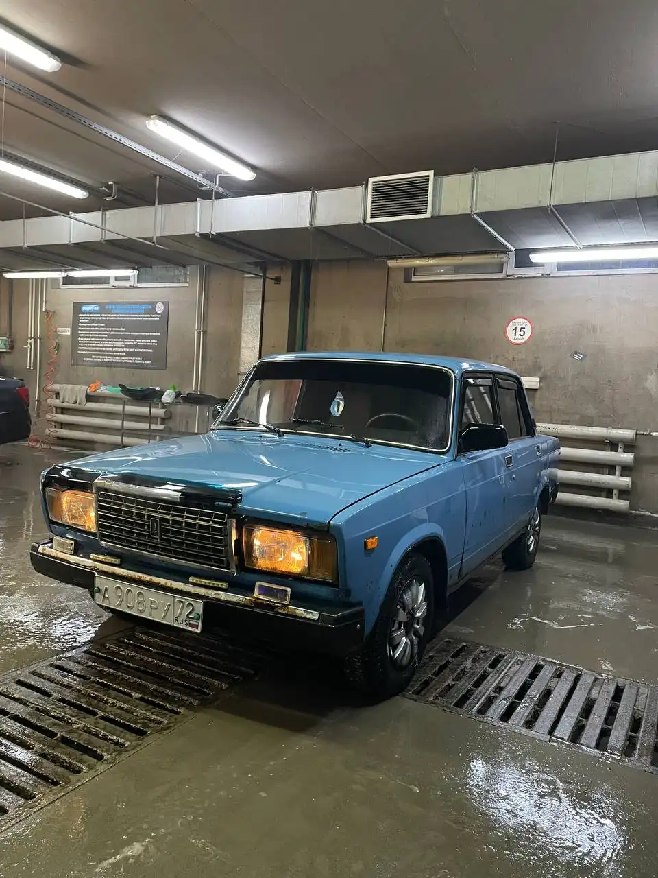 ВАЗ 2107 2004 года в Тюмени