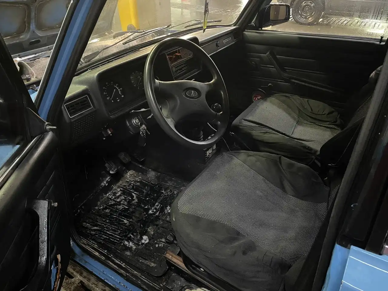 ВАЗ 2107 2004 года в Тюмени