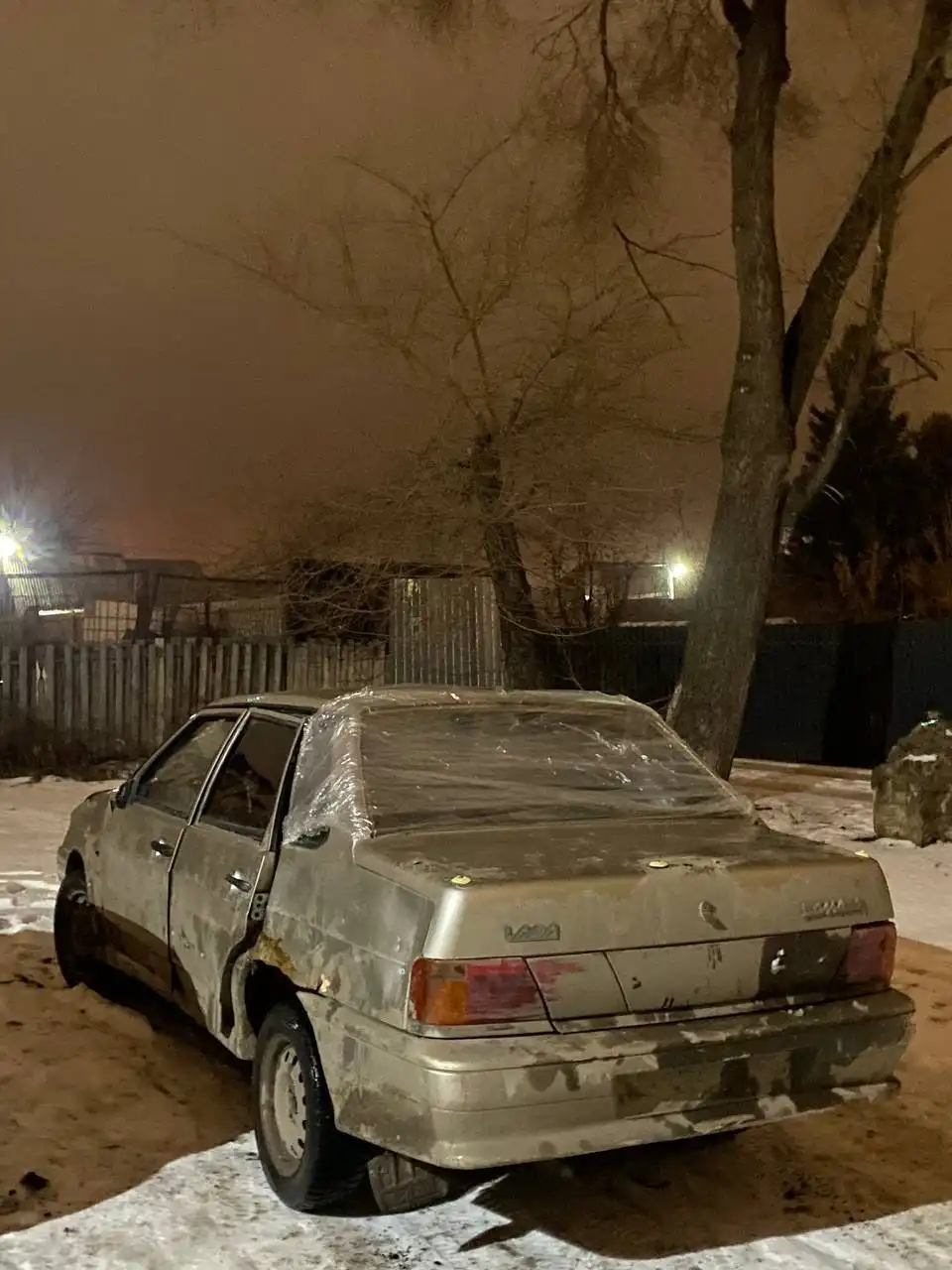 Продам ВАЗ 21099 и 2115 без двигателей