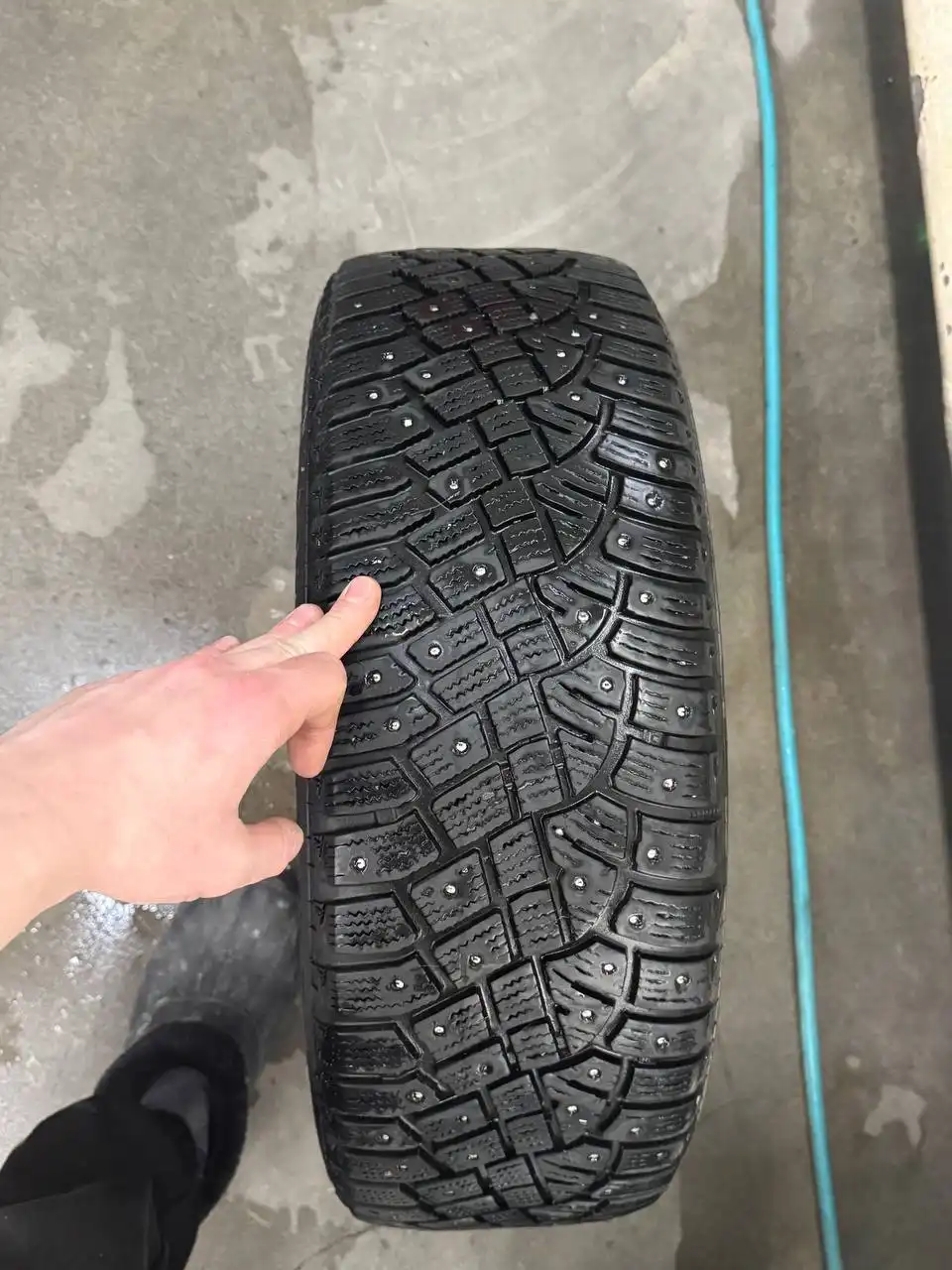 Продам резину с дисками R15 для Lancer 9