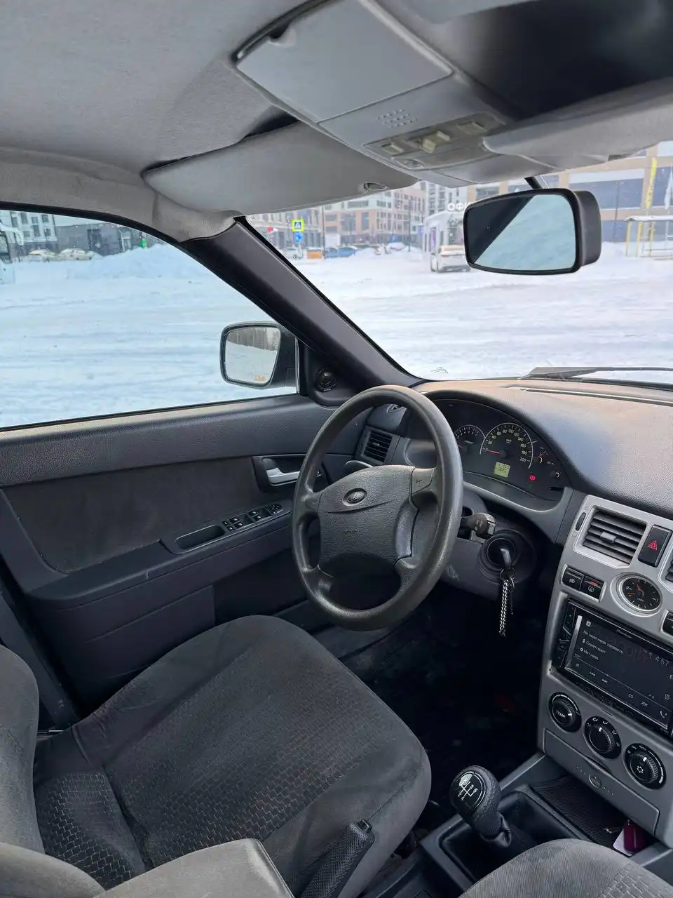 Продажа автомобиля Lada Priora 10 лет, люкс комплектация