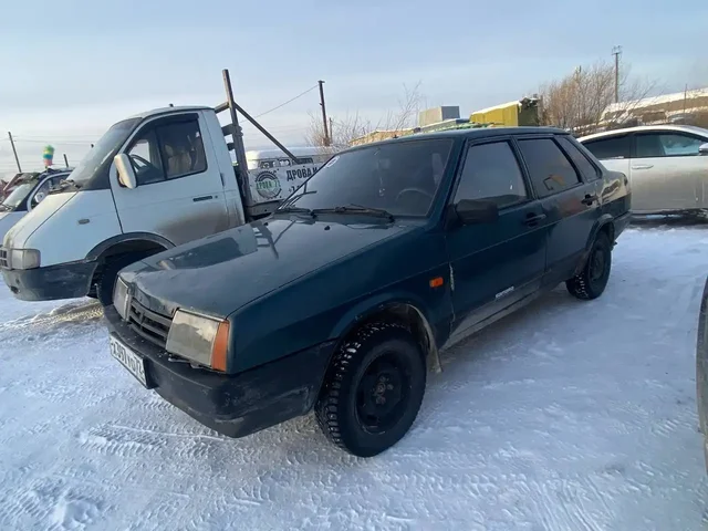 Продажа ВАЗ 21099 1999 года с полным обслуживанием - Легковые автомобили в Тюмень