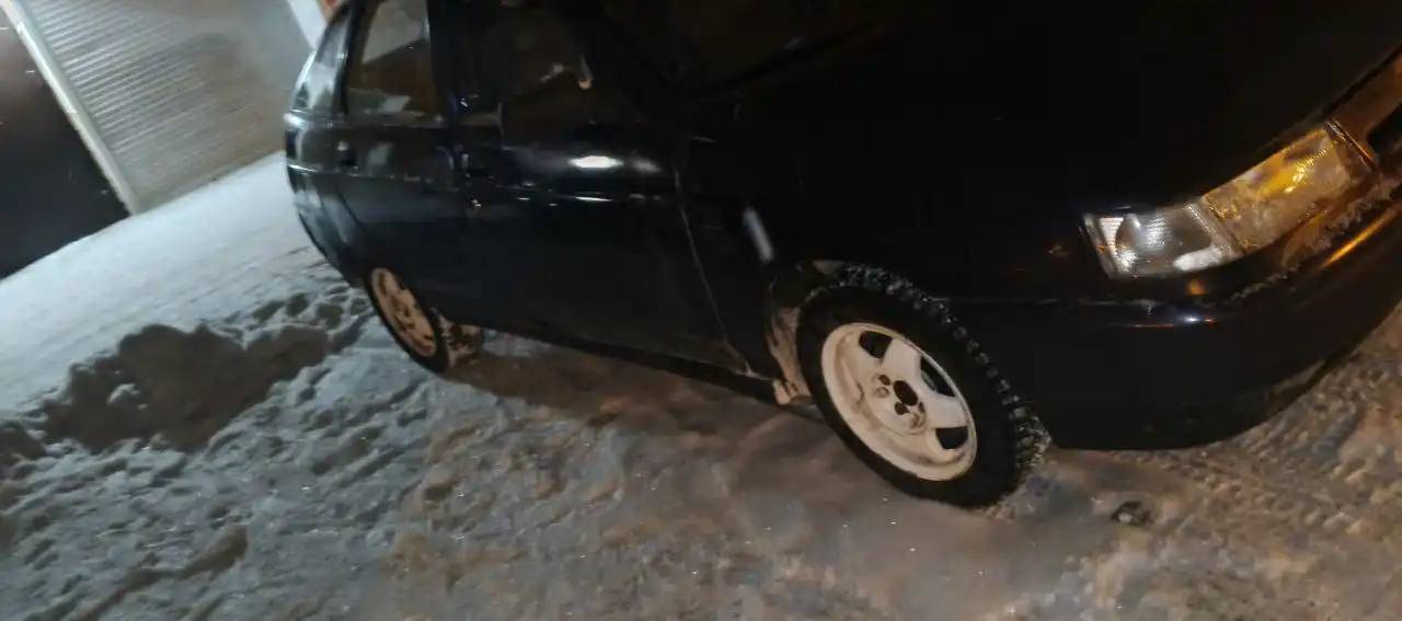 Обмен запчастей для автомобиля - Автомобильные запчасти (Запчасти) в Тюмень