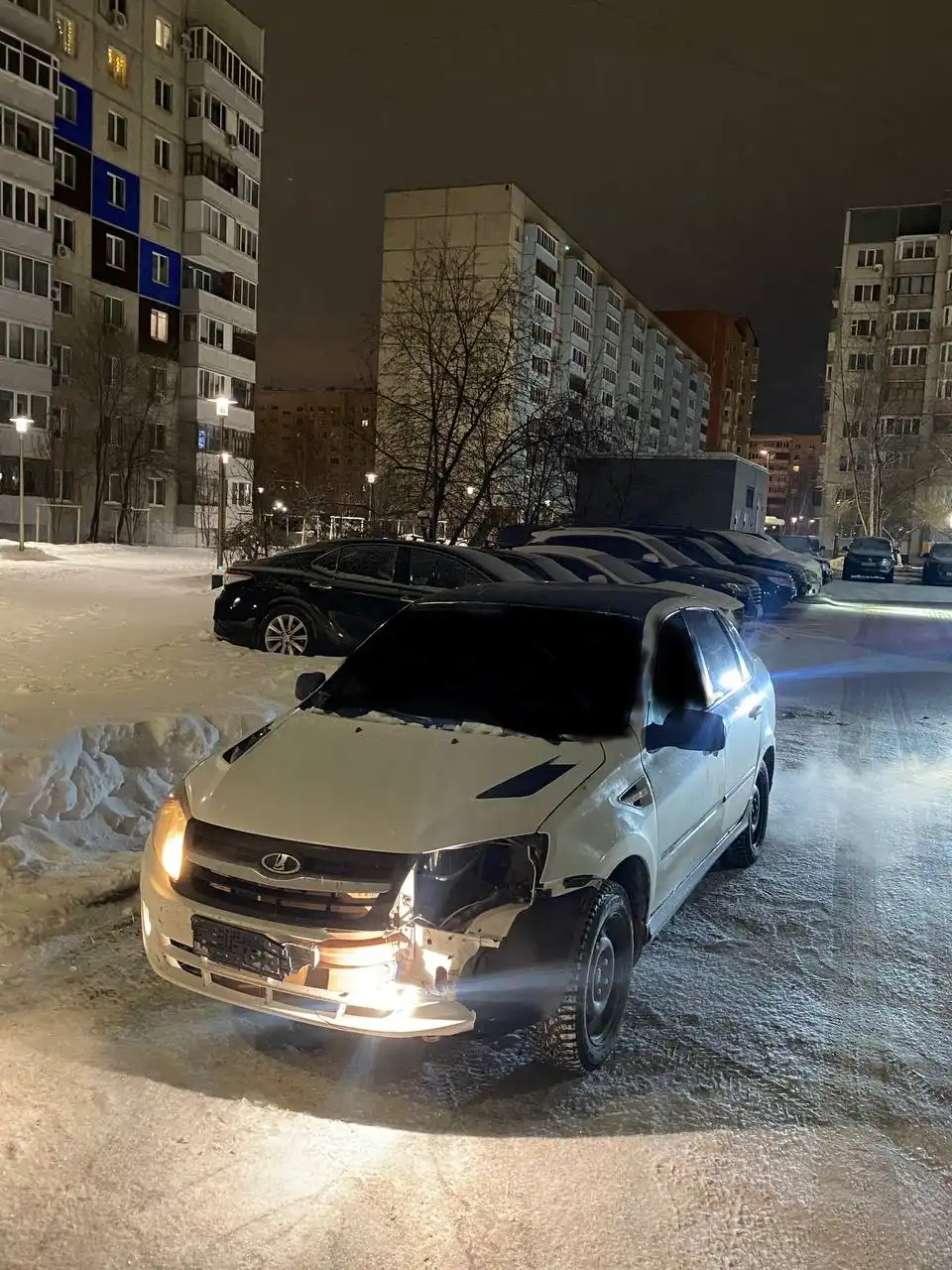 Продам или обменяю Лада Гранта 2012 года выпуска - Авто в Тюмень