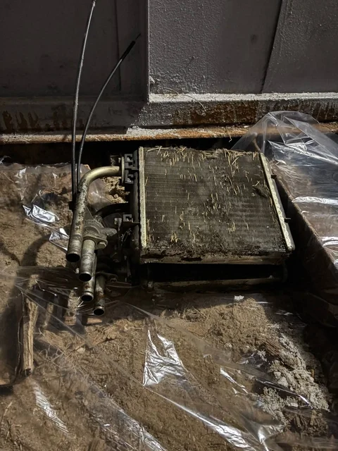 Разбор автомобилей: моторы и коробки передач - Запчасти в Тюмень