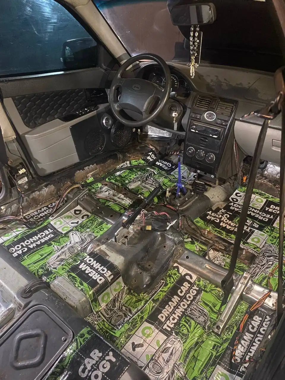 Продажа автомобиля Lada Priora 2010 года - Легковые автомобили (Авто) в Тюмень