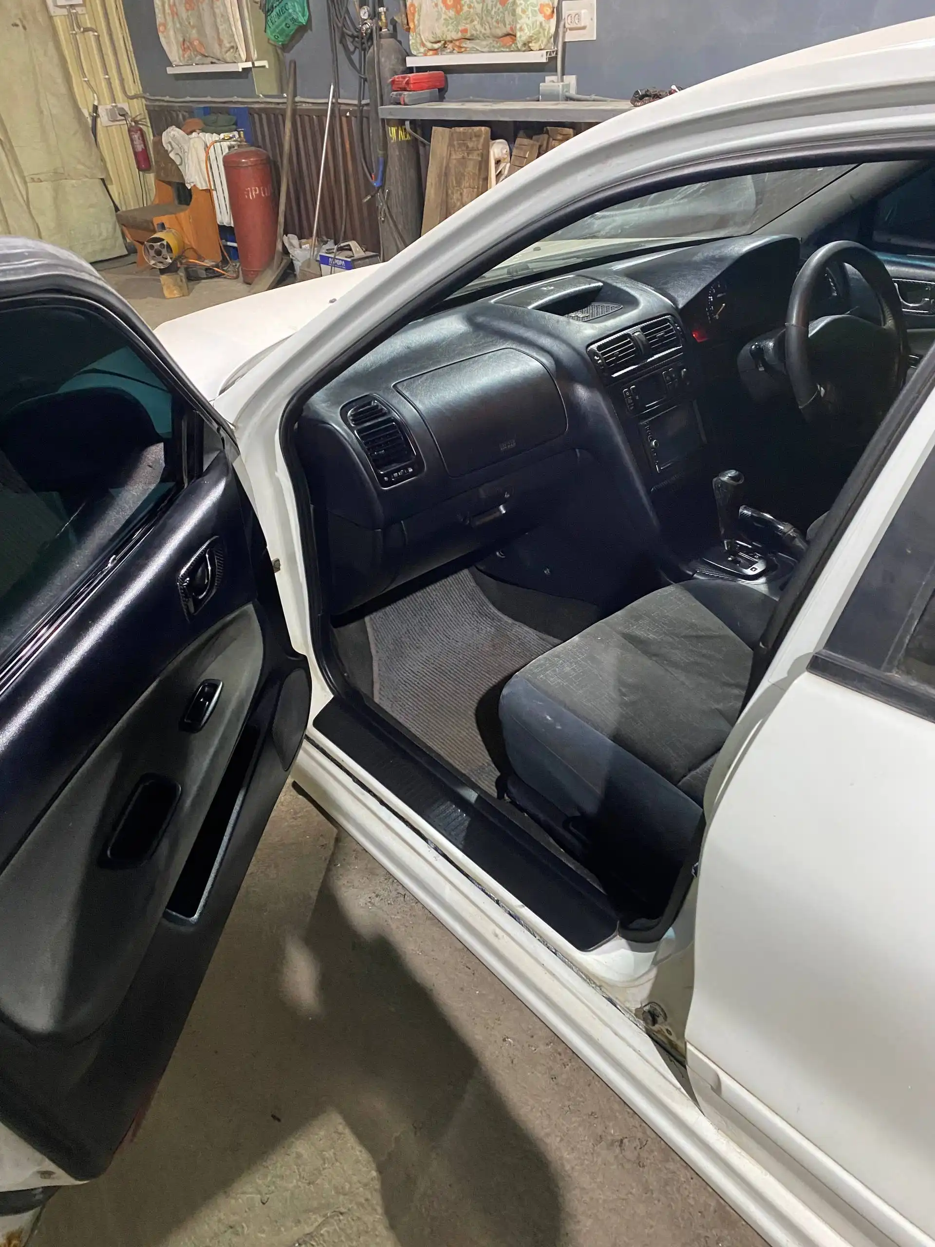 Продам Mitsubishi Galant 8 2001 года - Авто в Тюмень