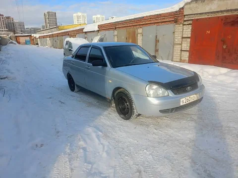 Продажа автомобиля Лада Приора 2007 года - частное объявление в Тюмень
