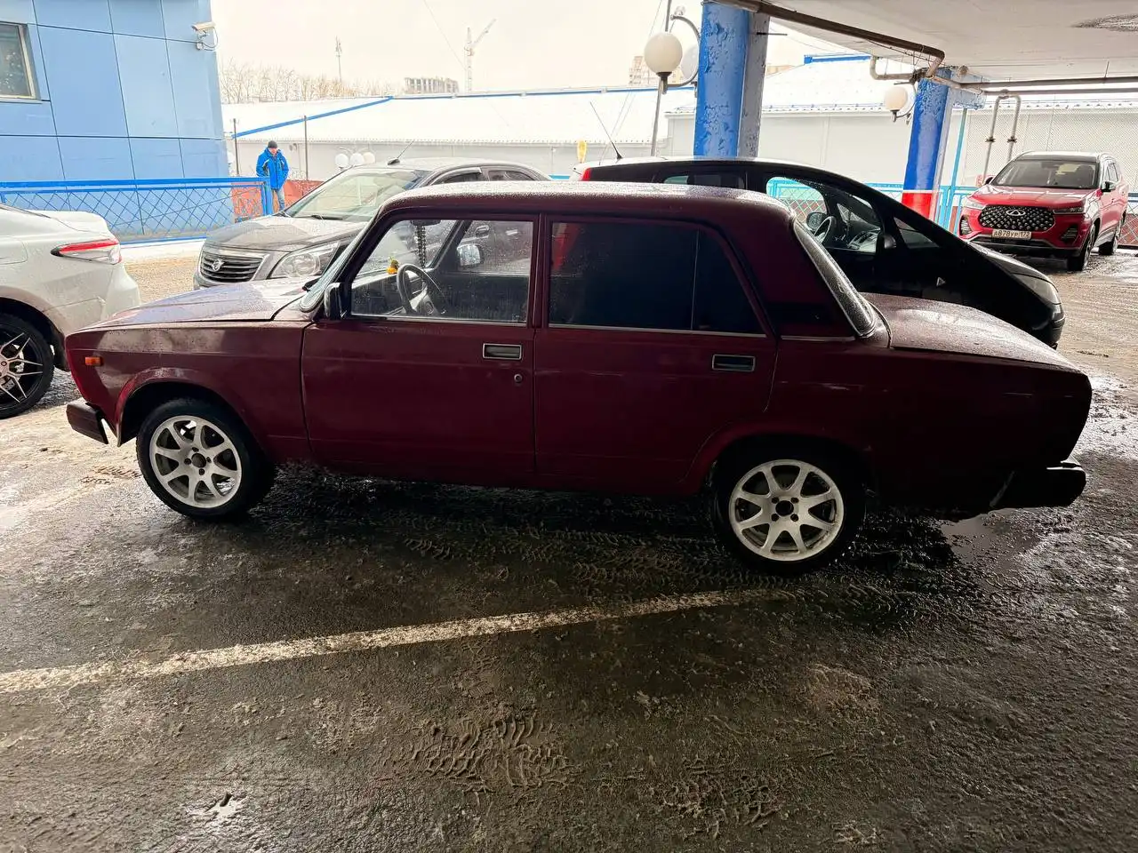 Продам ВАЗ 2107 с ЭУР на редких дисках - Авто в Тюмень