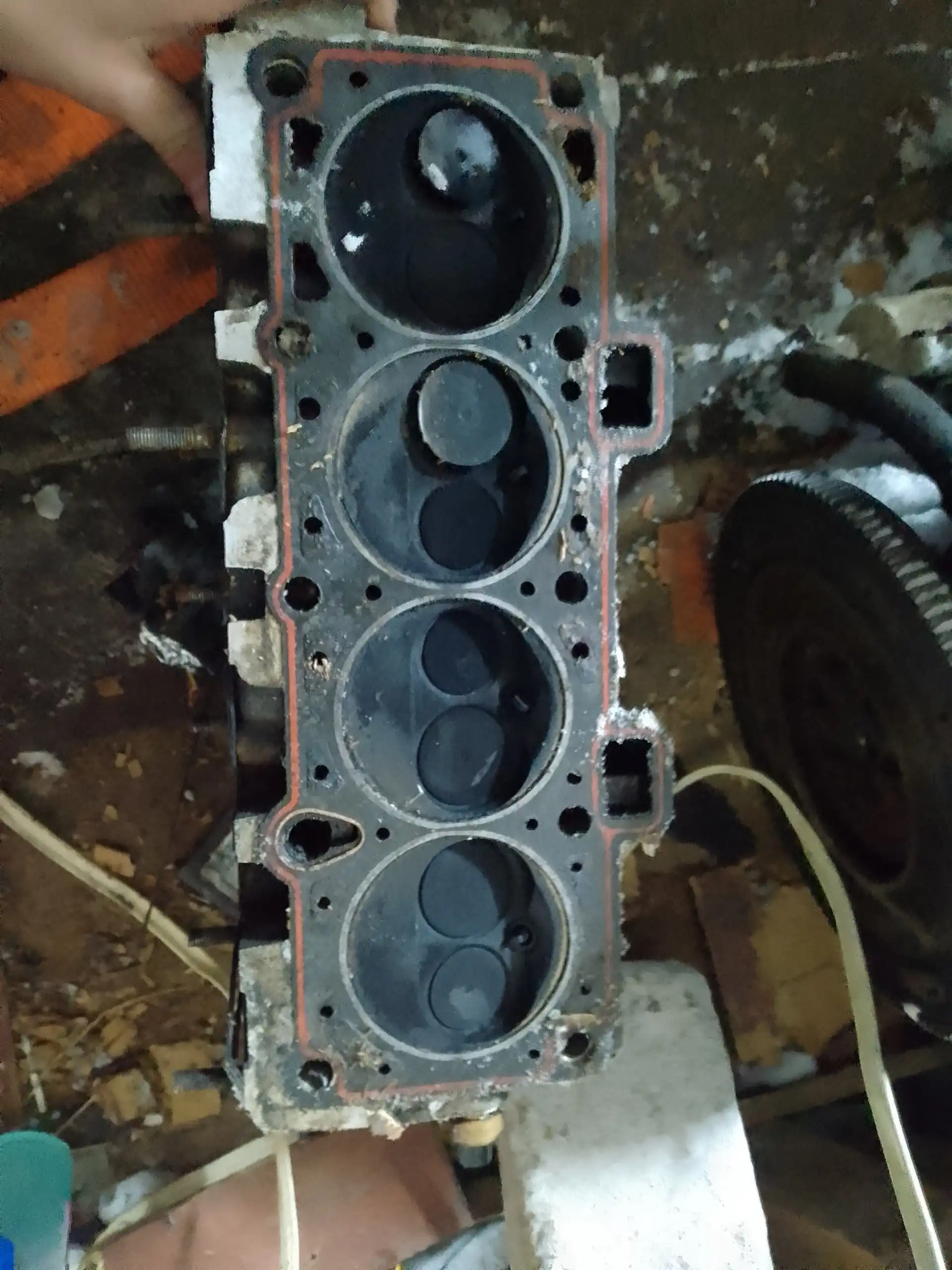 Продам мотор от ВАЗ 2109 с тягой - Запчасти (Авто) в Тюмень