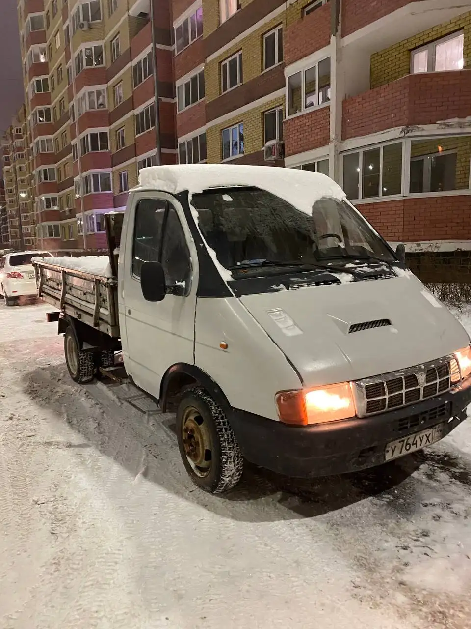 Автомобиль 1995 года, двигатель 402, не на учете - Авто в Тюмень