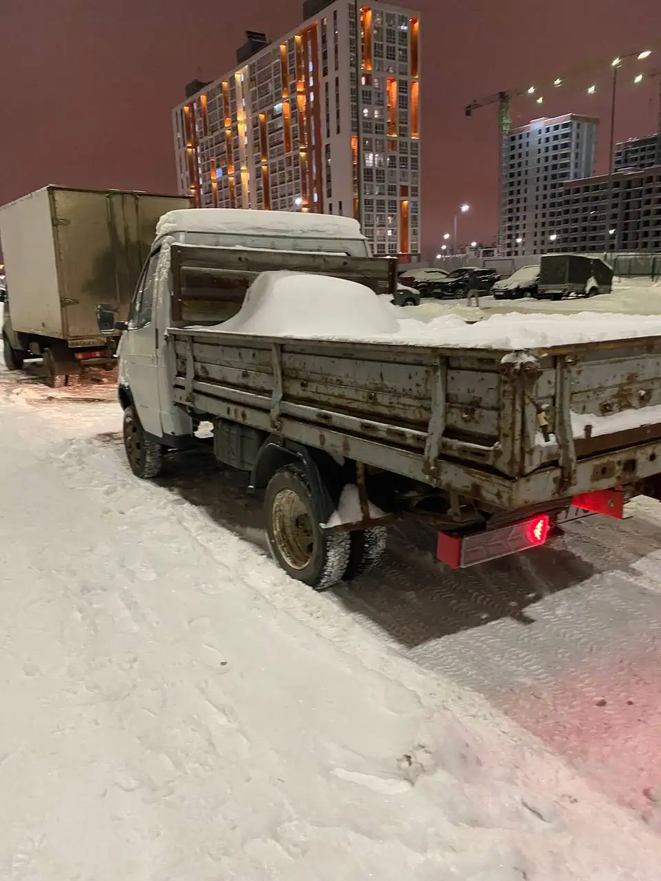 Автомобиль 1995 года, двигатель 402, не на учете - Авто в Тюмень