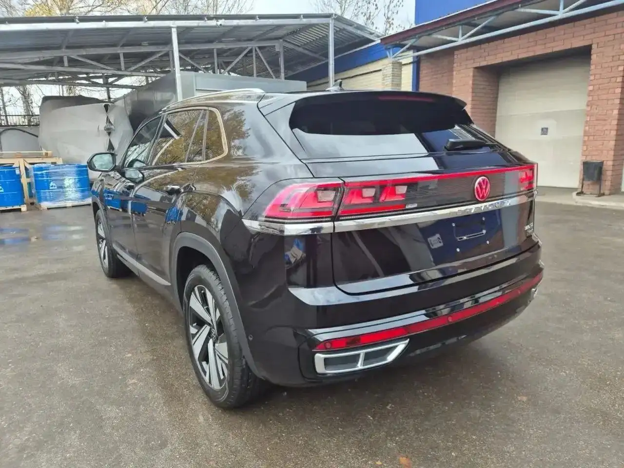 Volkswagen Teramont X 2.0 AMT R-Line 2024 года - Внедорожники/кроссоверы (Авто) в Дзержинск