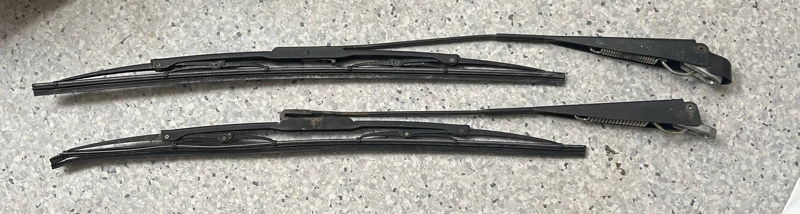 Дворники от ВАЗ 2114 - Щетки стеклоочистителя (Запчасти) в Тюмень