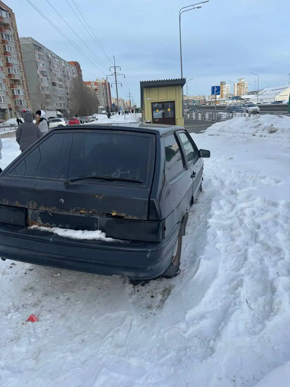 Продажа автомобиля с неисправным приводом и пробитым колесом - Авто в Тюмень