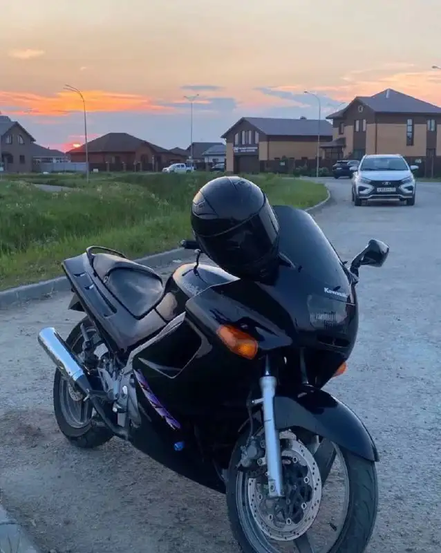 Мотоцикл Kawasaki ZZR 250 - Мотоциклы (Авто) в Тюмень