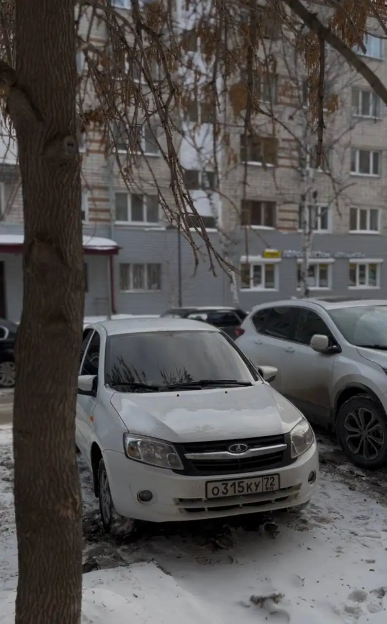 Продажа/обмен Лада Гранта 2012 года - Прицепы в Тюмень