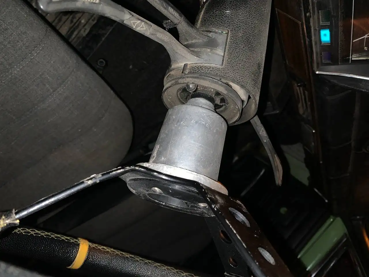 Продажа автозапчастей - Запчасти в Тюмень