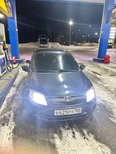 Смартфон Samsung Galaxy S3 2012 года - Компьютеры в Тюмень