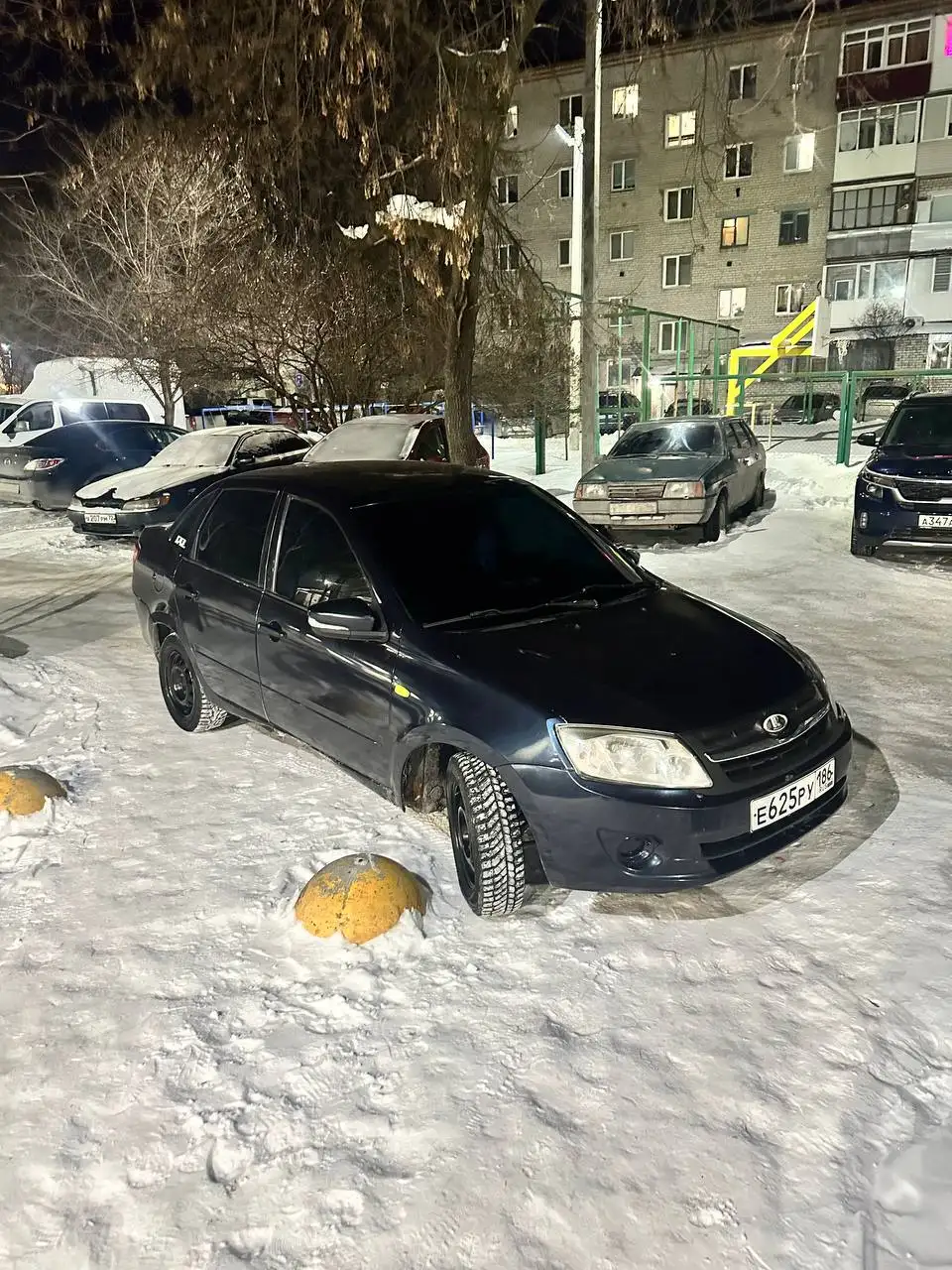 Смартфон Samsung Galaxy S3 2012 года - Смартфоны (Электроника) в Тюмень