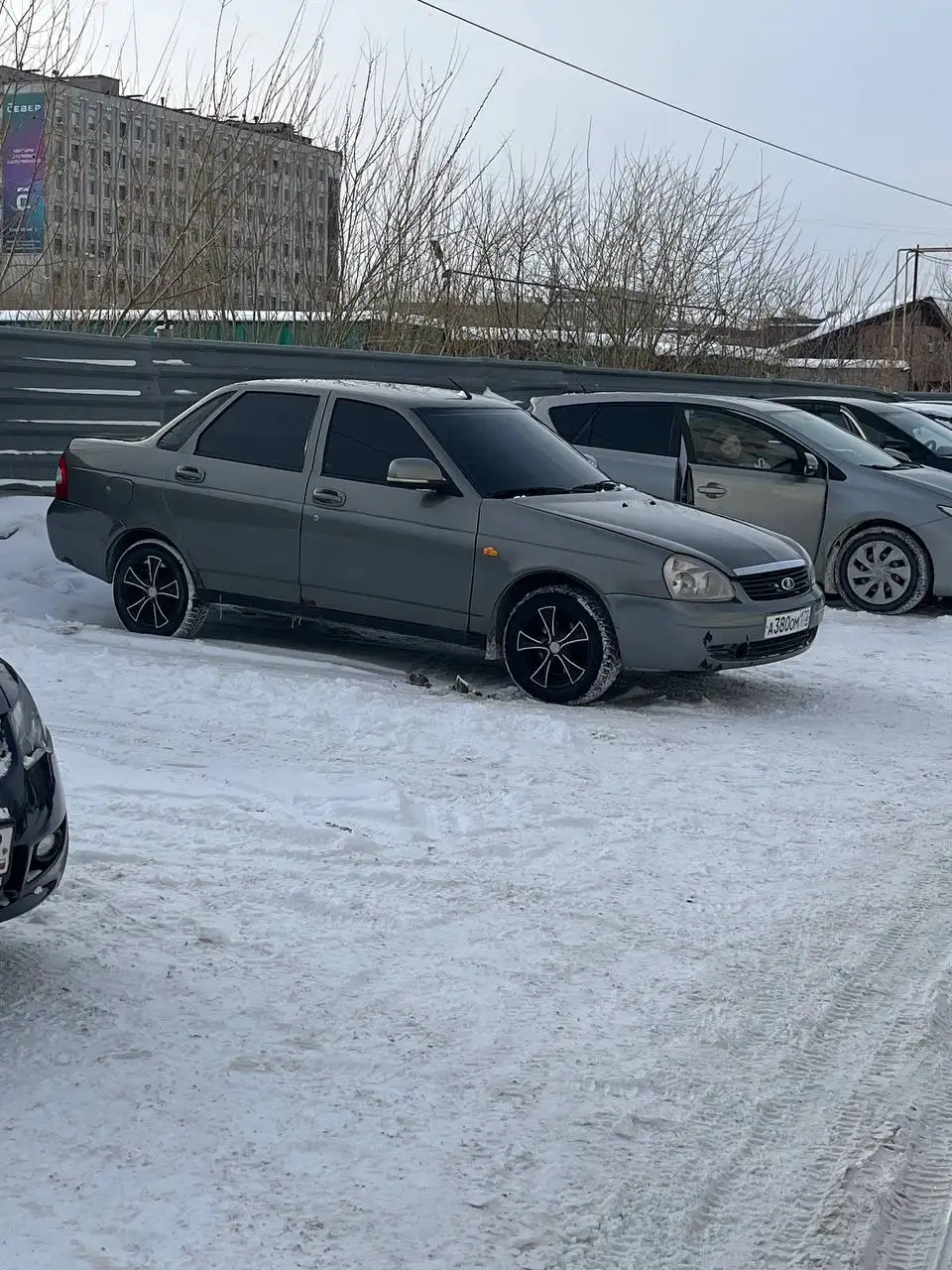 Продам Ладу Приору 2018 года на 16-дюймовых дисках - Легковые автомобили (Авто) в Тюмень