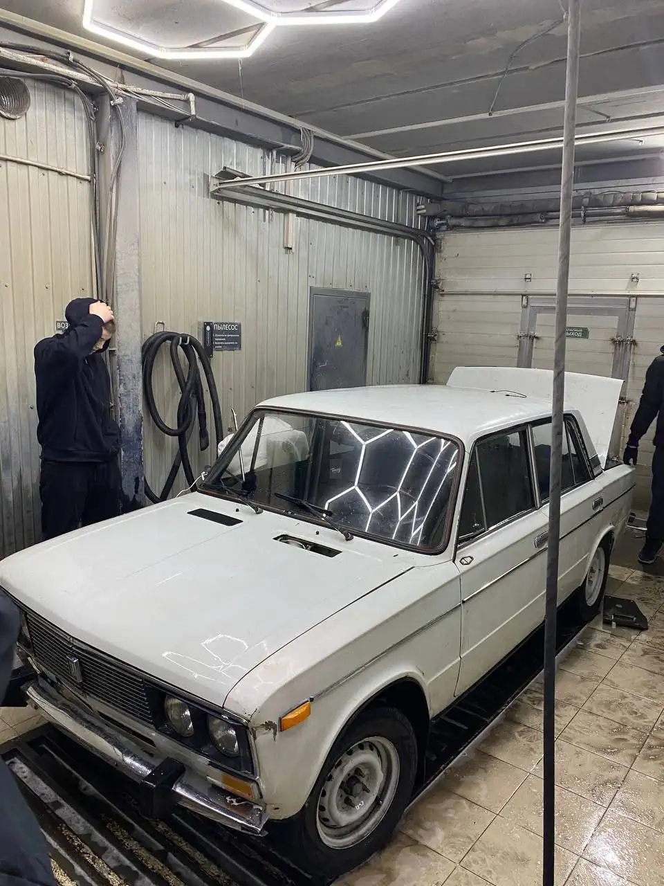 ВАЗ 2106 1993 года выпуска в хорошем состоянии - Авто в Тюмень