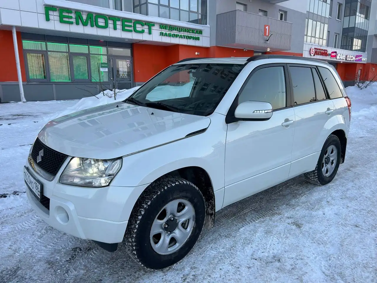 Audi A4 2011 года с полным приводом и двигателем 2.0 - Легковые автомобили (Авто) в Тюмень