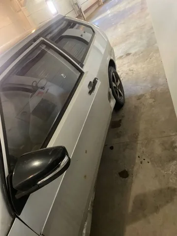 Запрос на молдинги ВАЗ 2113 левой стороны - Запчасти для сельхозтехники в Тюмень