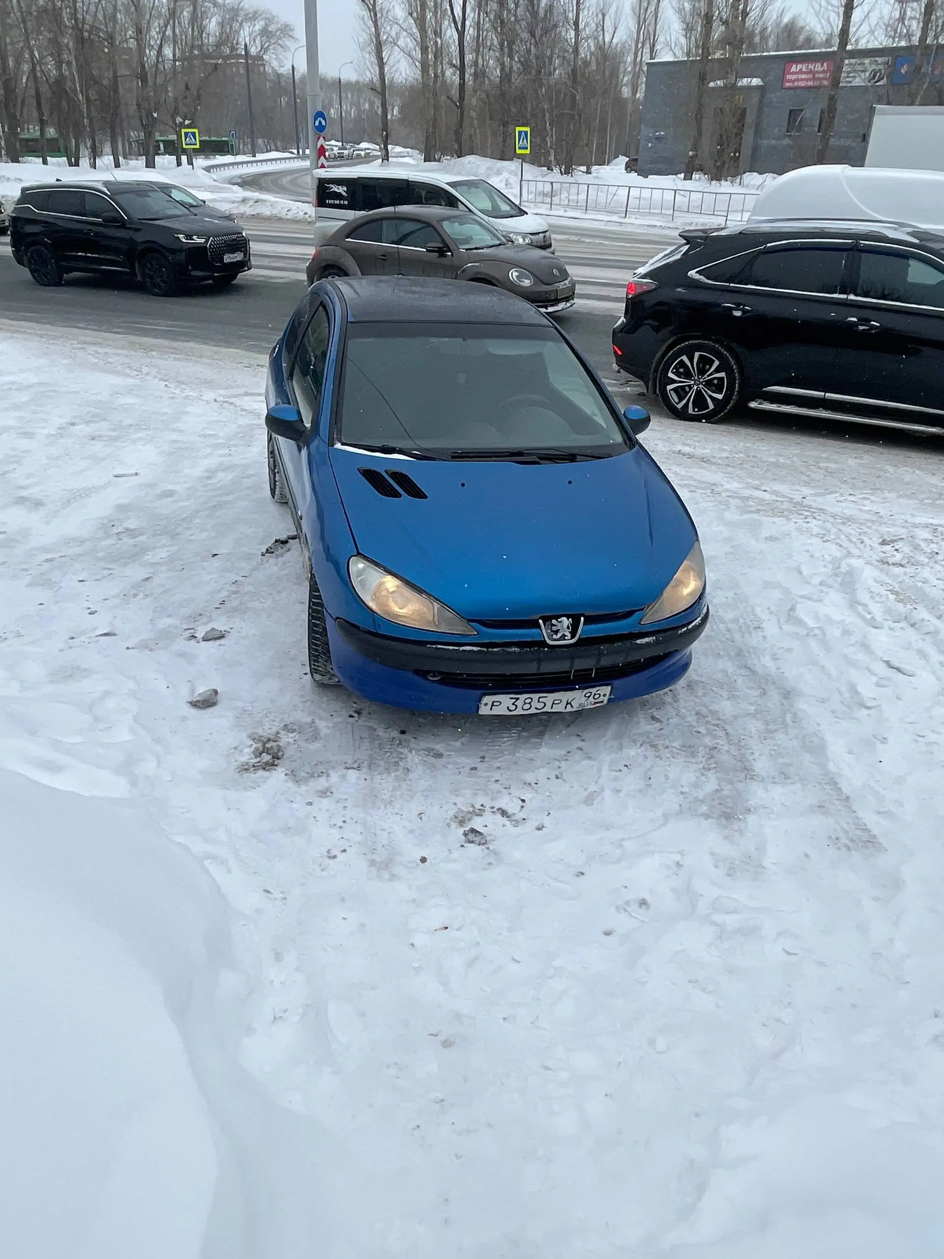 Продается Peugeot 206 2001 года - Легковые автомобили (Авто) в Тюмень