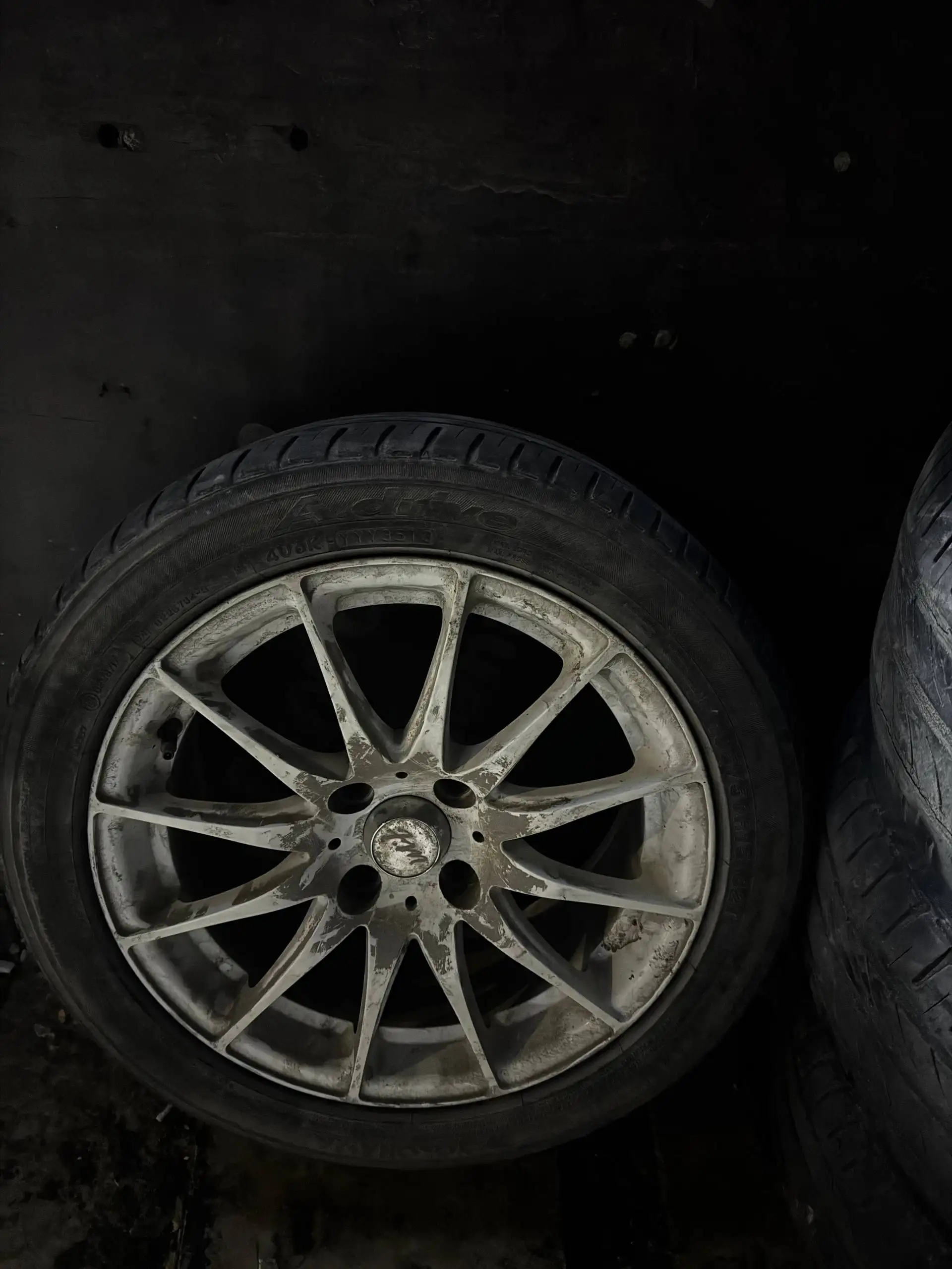 Диски R15 с резиной - Запчасти (Авто) в Тюмень