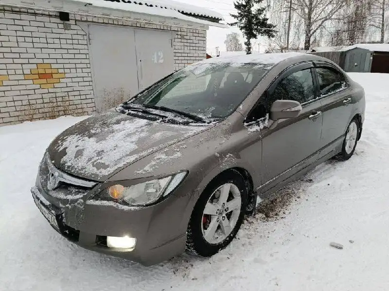 Продажа подержанных автомобилей Suzuki Aerio, Honda Civic, Honda CR-V - Легковые автомобили (Авто) в Тюмень