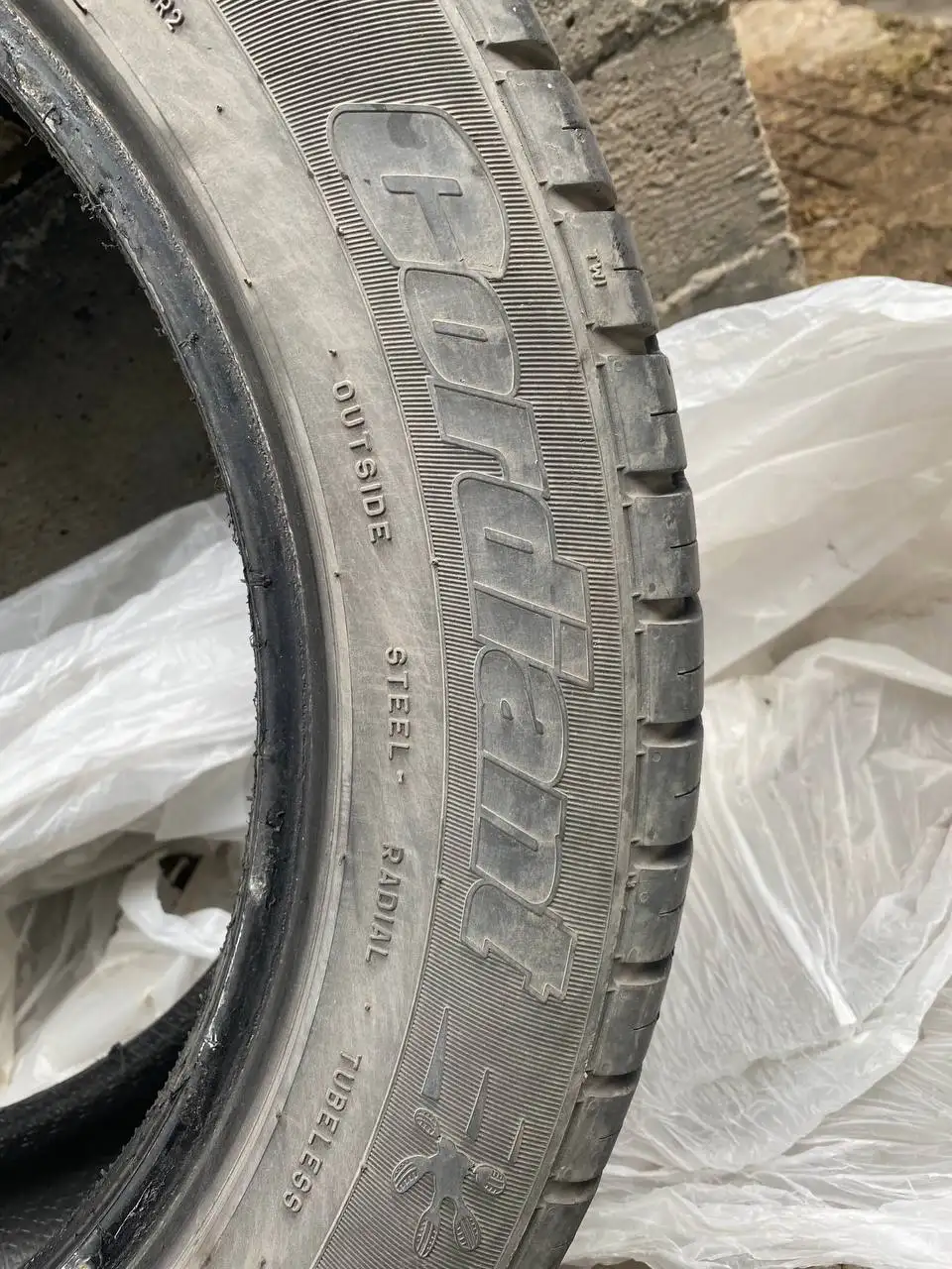 Продам комплект летней резины - Шины и диски (Авто) в Тюмень