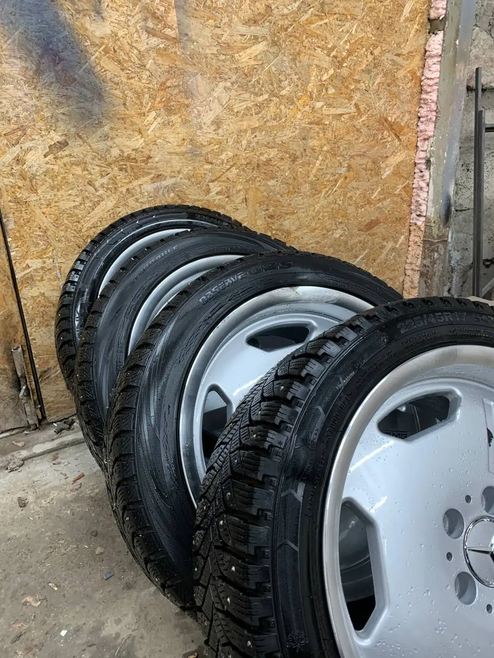 Литые диски MERCEDES MONOBLOCK R17 с резиной - Запчасти (Авто) в Тюмень