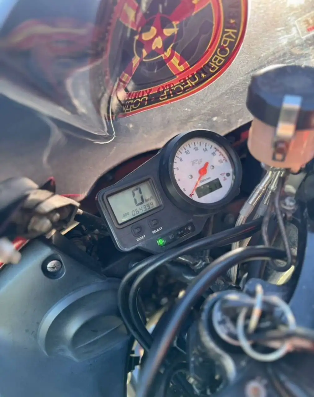 Продам Yamaha R6 2001 года - Мотоциклы (Авто) в Тюмень