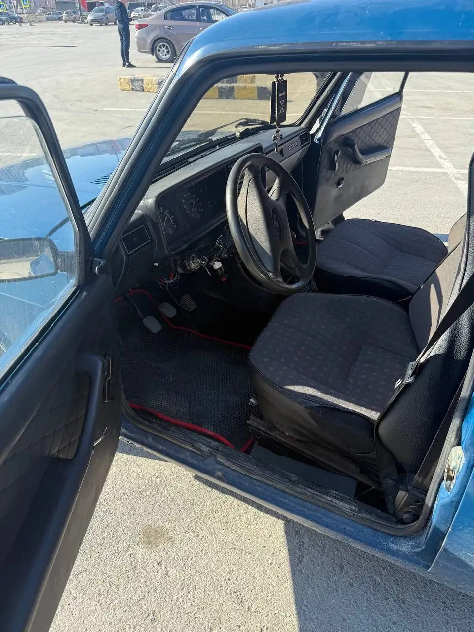 ВАЗ 2107 2003 года, карбюратор, в хорошем состоянии - Легковые автомобили (Авто) в Тюмень