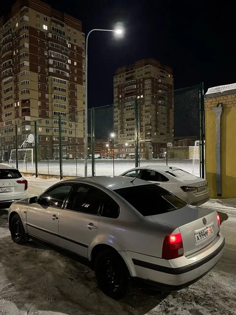 Volkswagen Passat 1998 года - Легковые автомобили в Тюмень