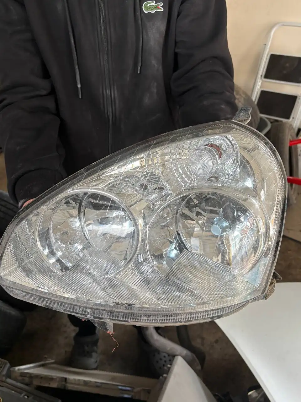 Запчасти для автомобиля в Тюмени - Автомобильные кузовные детали (Запчасти) в Тюмень