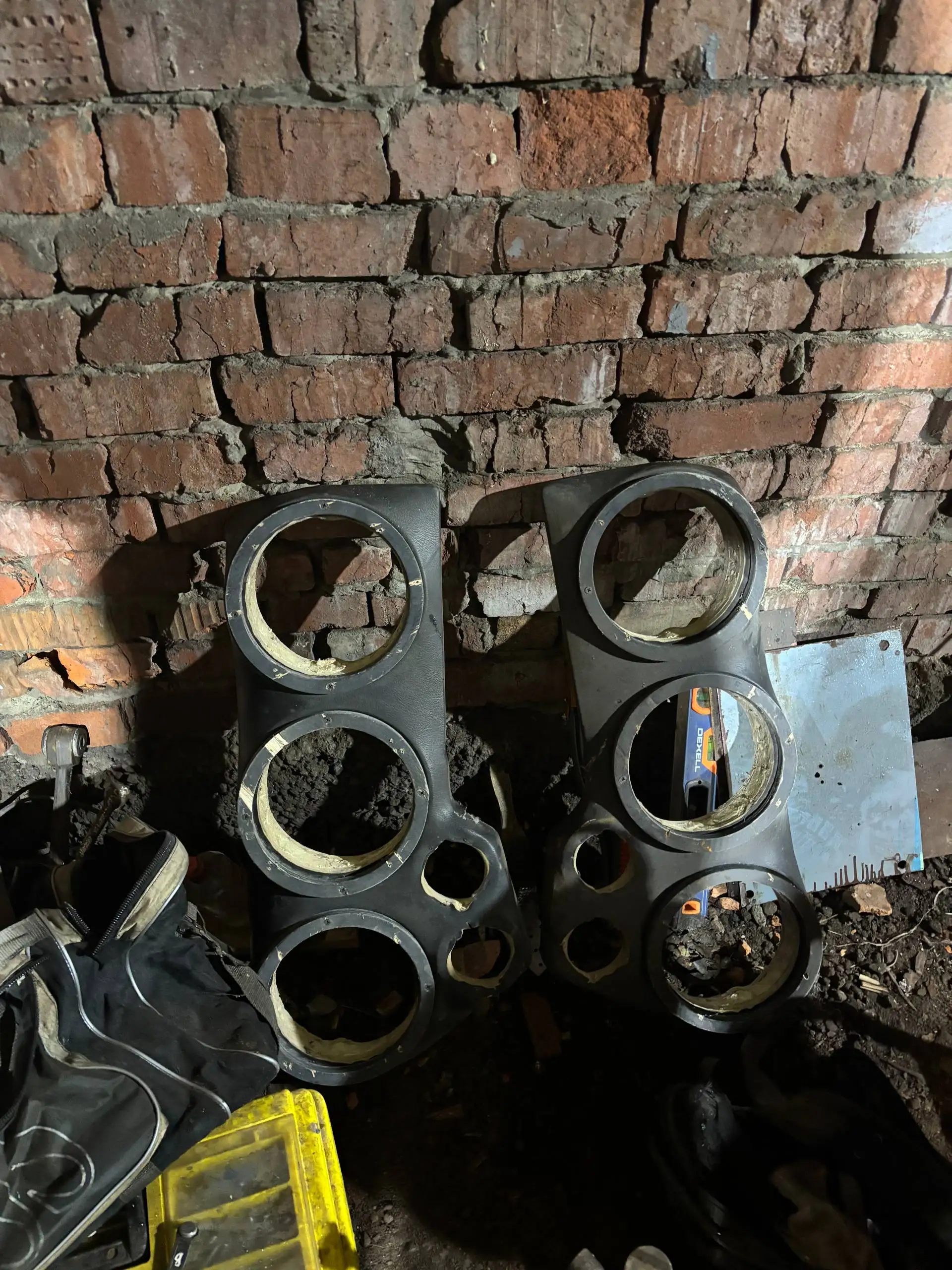 Продажа подиумов для авто с динамиками - Автозвук (Авто) в Тюмень